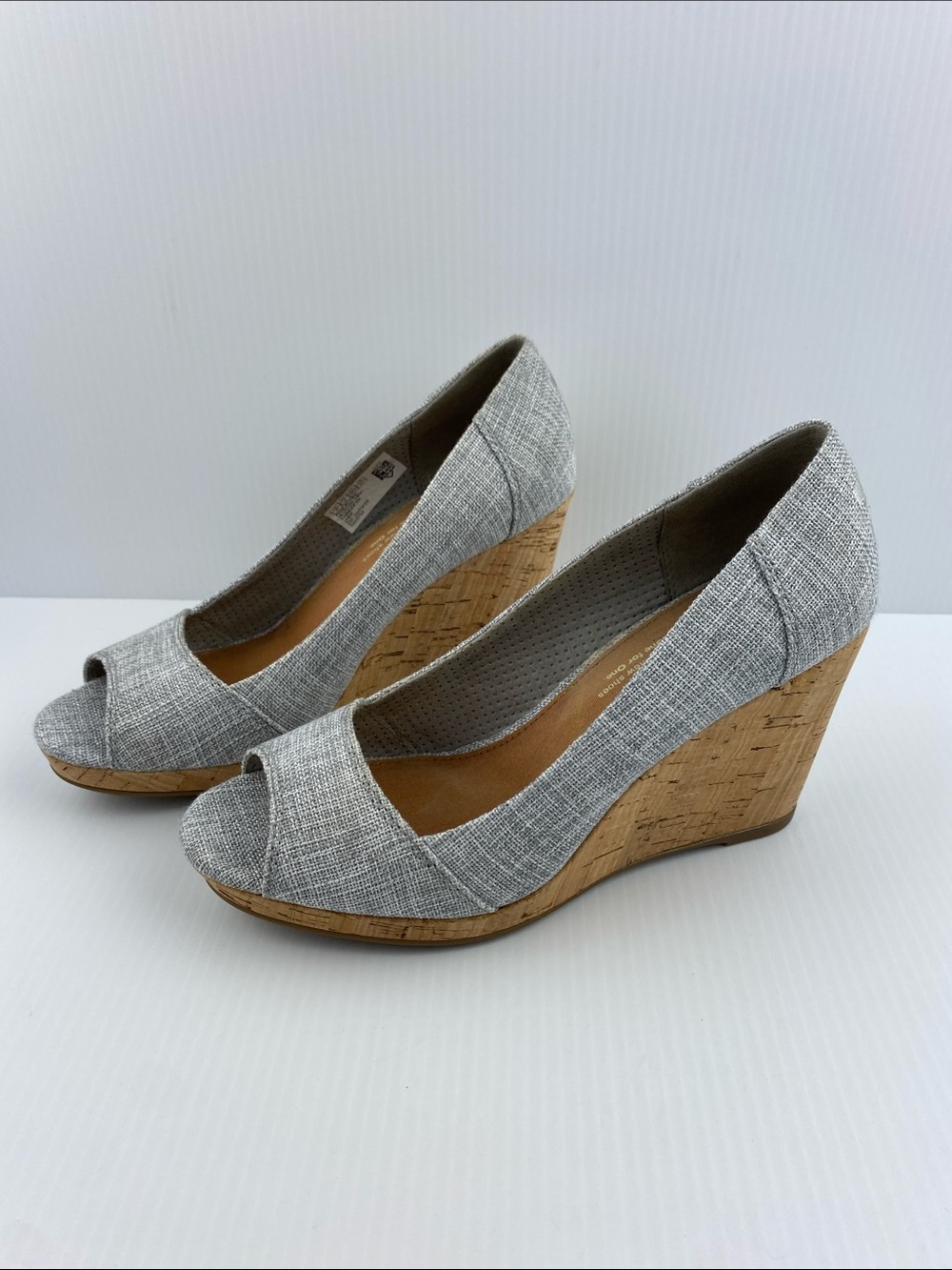 Toms Peep-Toe Linen Wedge Heels in Light Gray Cork Heels Size 6